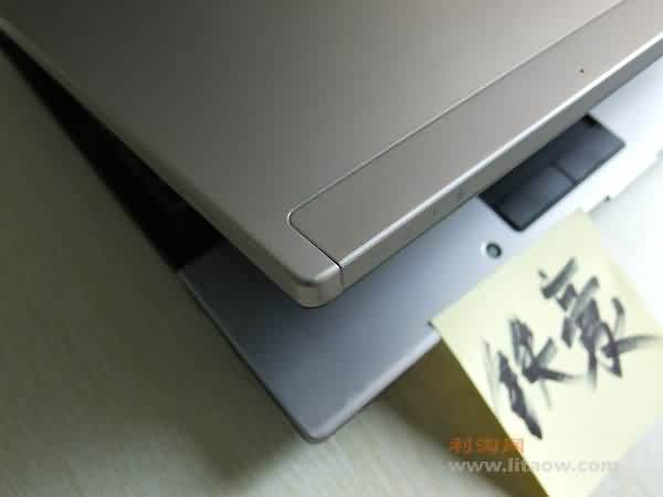 HP-6930P-4758.jpg