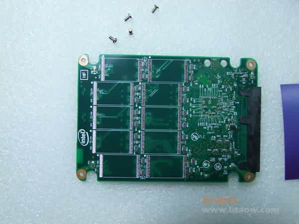 inter-ssd-chaijie-6423.jpg
