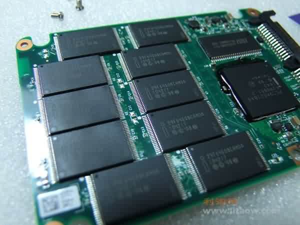 inter-ssd-chaijie-6426.jpg