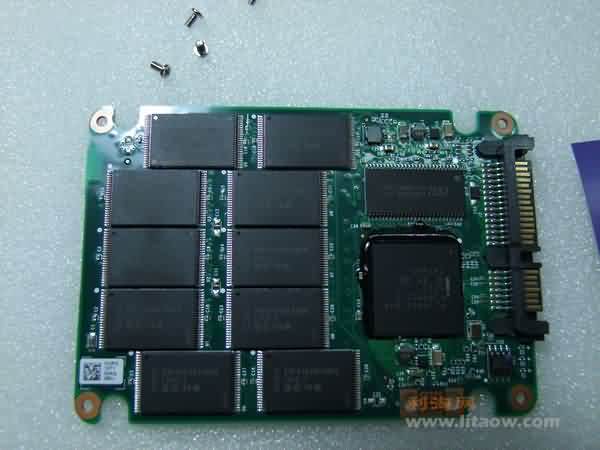 inter-ssd-chaijie-6425.jpg