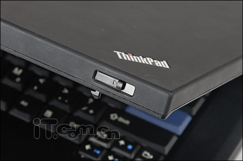 终极移动工作站 ThinkPad W500评测